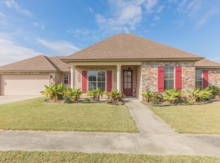 402 Gayle Rd, Carencro, LA 70520