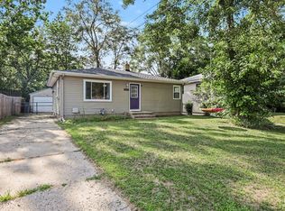 3729 Grape Ave NE, Grand Rapids, MI 49525