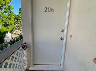 13759 Oxnard St #206, Van Nuys, CA 91401