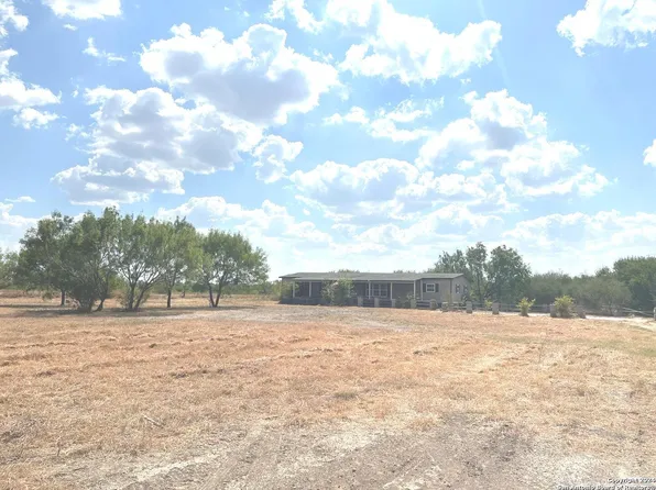 14781 WATSON RD, Von Ormy, TX 78073