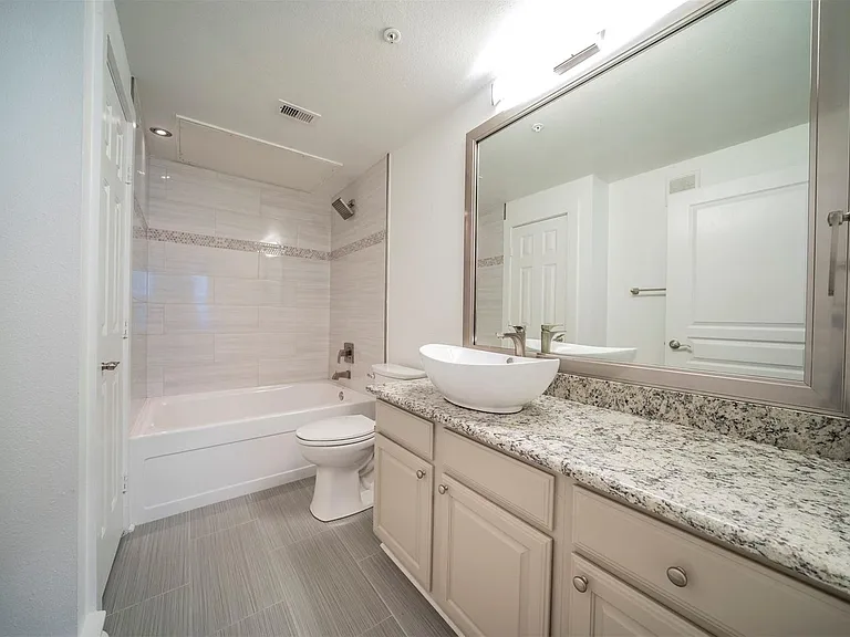 3333 Darcy St #2209 — Photo 15