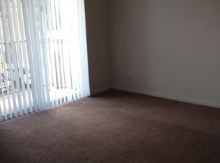 5507 Hunt Club Ln APT 07, Louisville, KY 40214