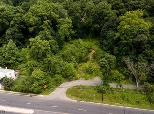 2-4 Weeden St, Lambertville, NJ 08530