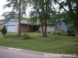 3107 Laurelhurst Dr, Rockford, IL 61114