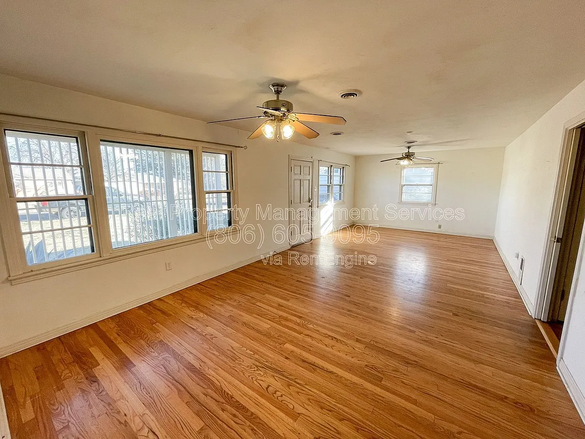 Building Photo - 3105 44th St