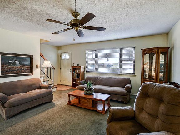 4th image of 518 Linda Ct