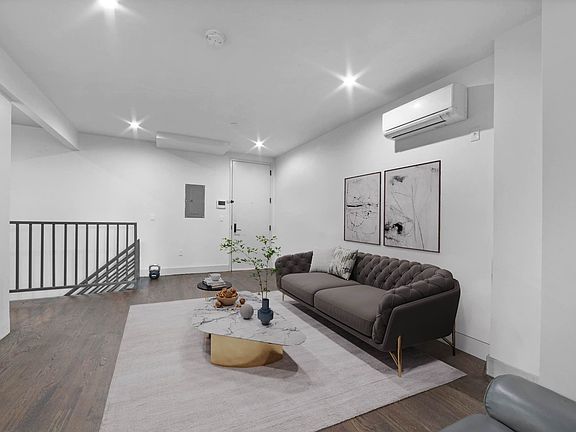 2nd image of 298 Ellery St #1L