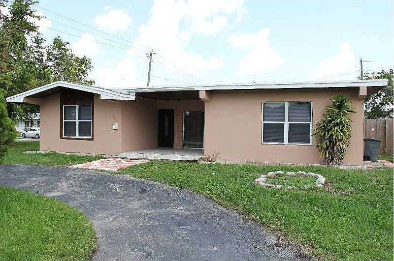 1st image of 6773 Ixora Dr