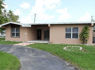 6773 Ixora Dr, Hollywood, FL 33023