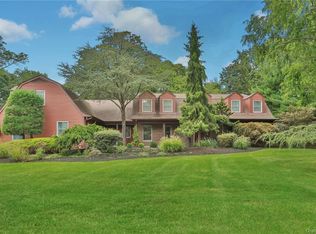 20 Pine Glen Dr, Blauvelt, NY 10913