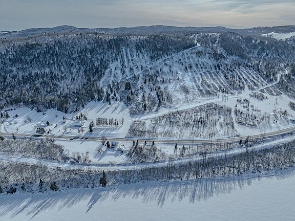 2nd image of 1129 Frenchville Road