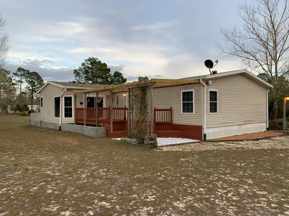 8055 N Dacca Ter, Dunnellon, FL 34433