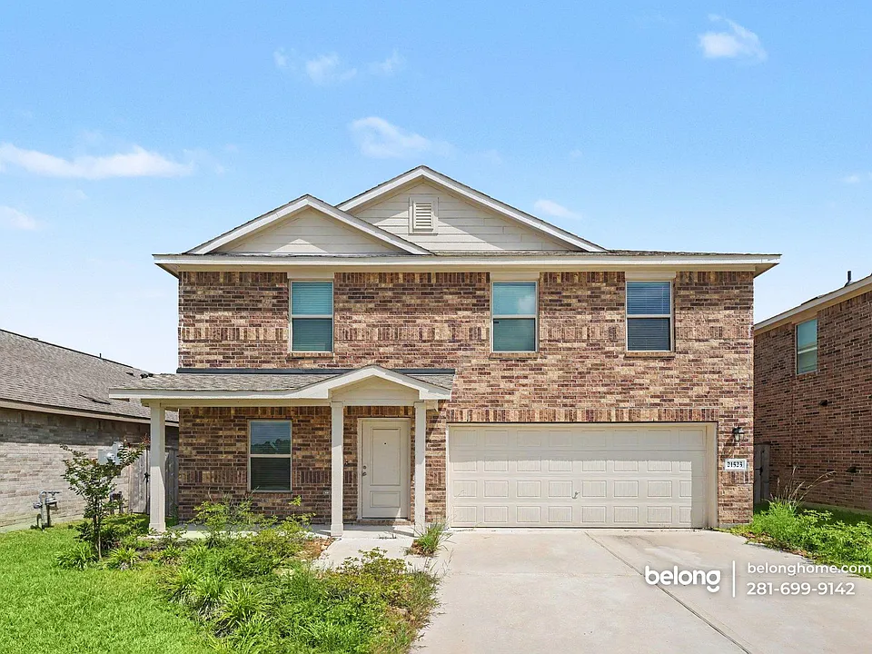 21523 Casavatore Dr