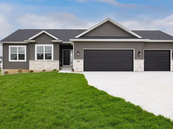 6916 Rock Wood Dr SW, Cedar Rapids, IA 52404