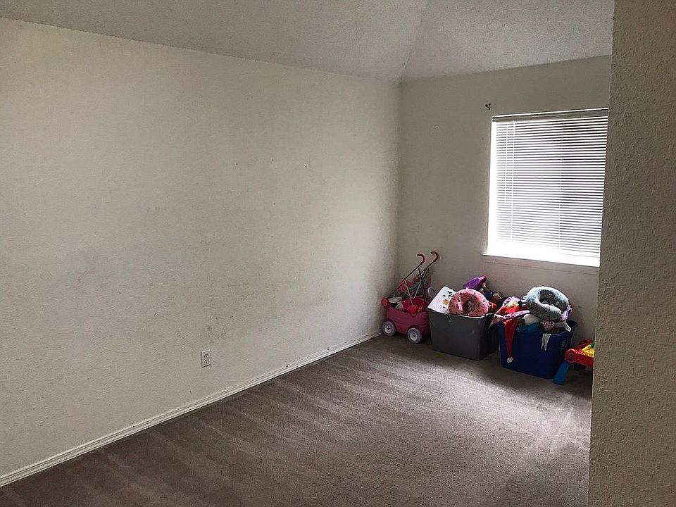 1st image of 7460 Luz De Lumbre Ave