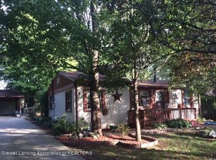 2340 Gilbert Rd, Lansing, MI 48911