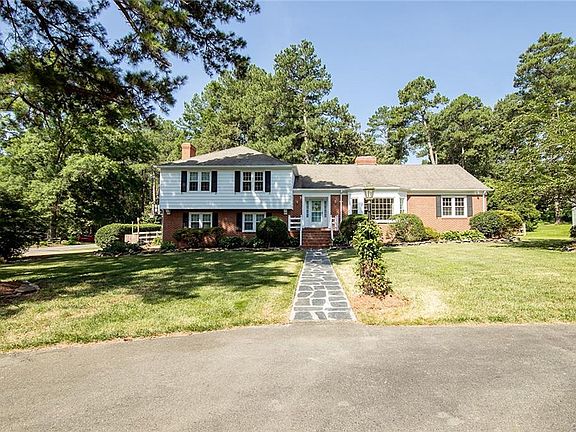 4th image of 8651 Riverwood Dr