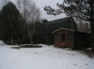 2338 Murdock Rd, Lyndonville, NY 14098