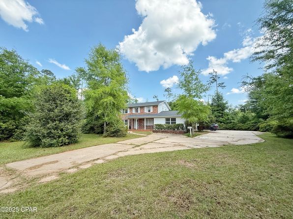 3386 Caverns Rd, Marianna, FL 32446