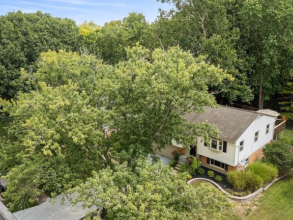 2nd image of 3031 Montezuma Dr