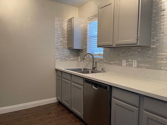 3rd image of 45 Maleena Mesa St #B