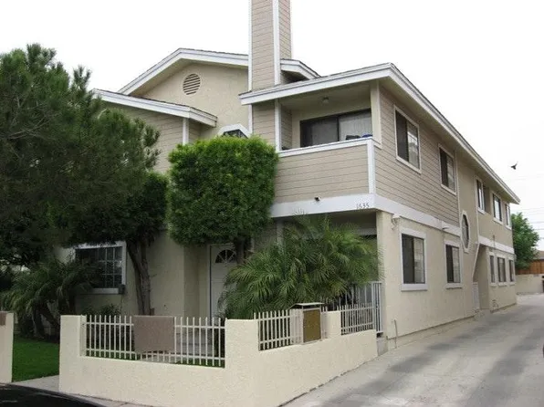 1635 W 207th St, Torrance, CA 90501