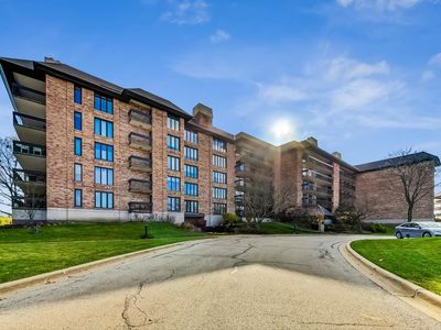 3801 Mission Hills Rd APT 506, Northbrook, IL, 60062