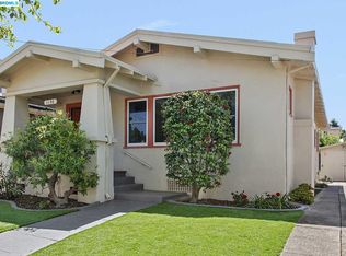 1130 Chaucer St, Berkeley, CA 94702