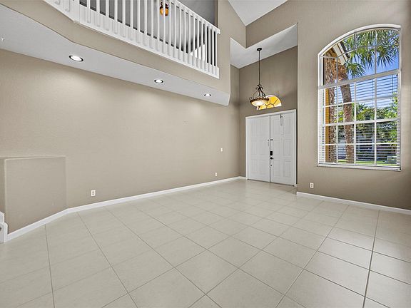 5th image of 4049 Plumbago Place