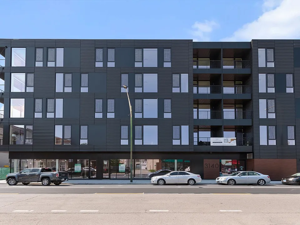 3140 Clybourn