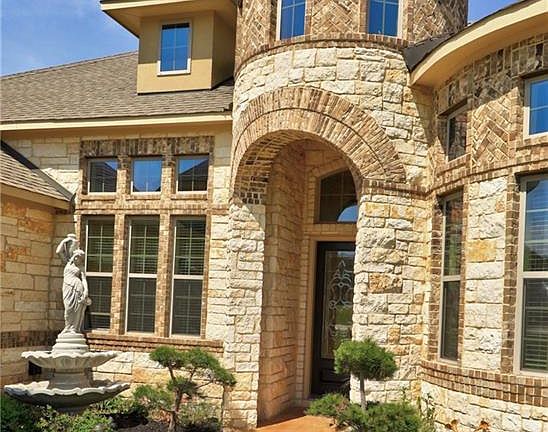 3rd image of 344 Bristlecone Dr