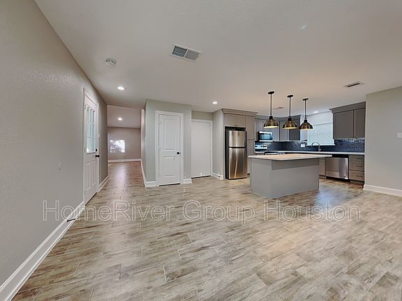 5th image of 6338 Quail Meadow Dr