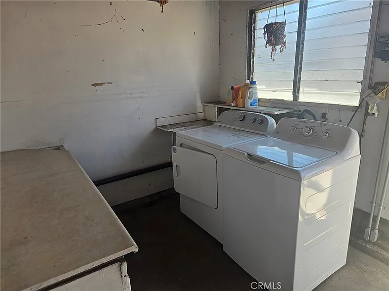 2234 Euclid Ave — Photo 9