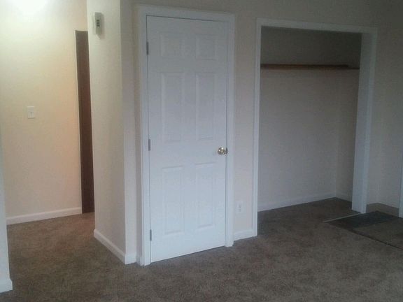 4th image of 3201 Oakes Ave APT 9