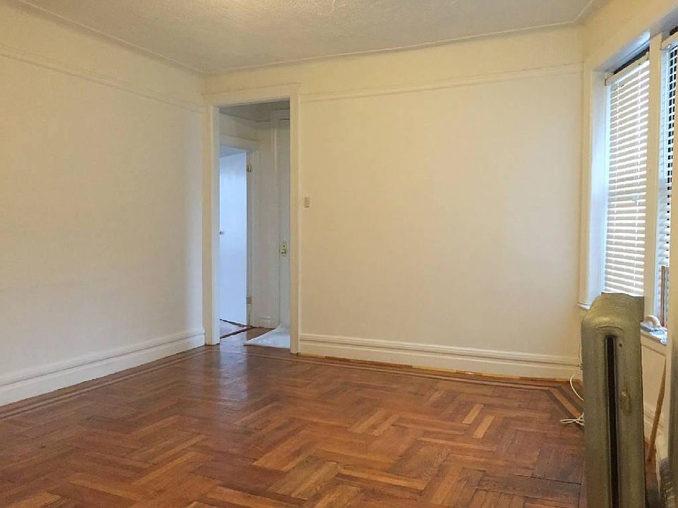 2nd image of 456 W 148th St APT 5D