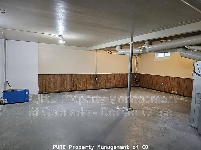 772 N Forest St — Photo 14