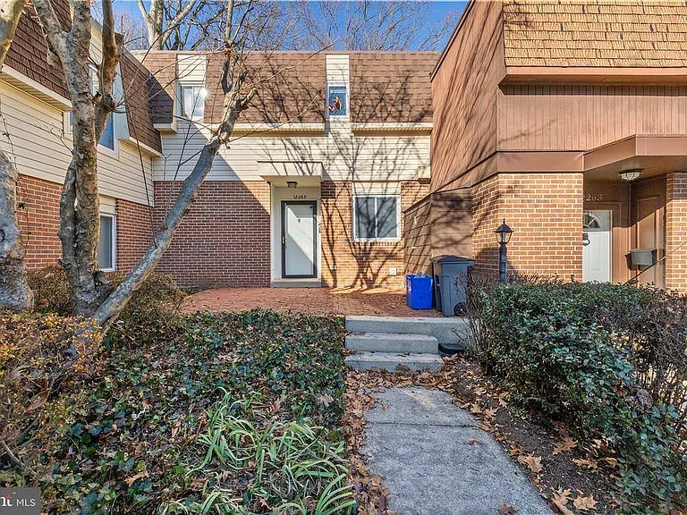 12265 Greenleaf Ave — Photo 1