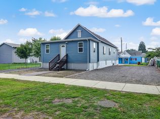 246 142nd St, Hammond, IN 46327