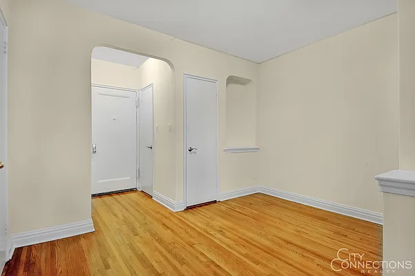 Rented by City Connections Realty | media 20