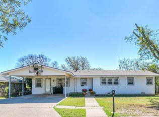 103 Largent Ave, Ballinger, TX 76821