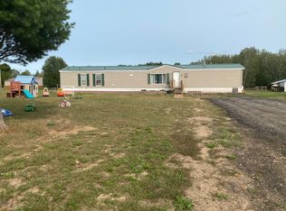 5116 N Stephens Rd, Fountain, MI 49410