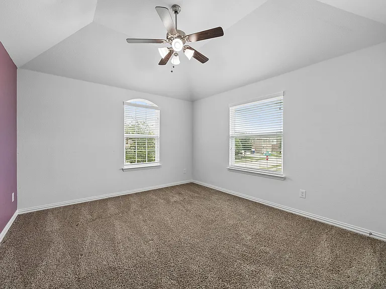 11901 Smithton Ave — Photo 20