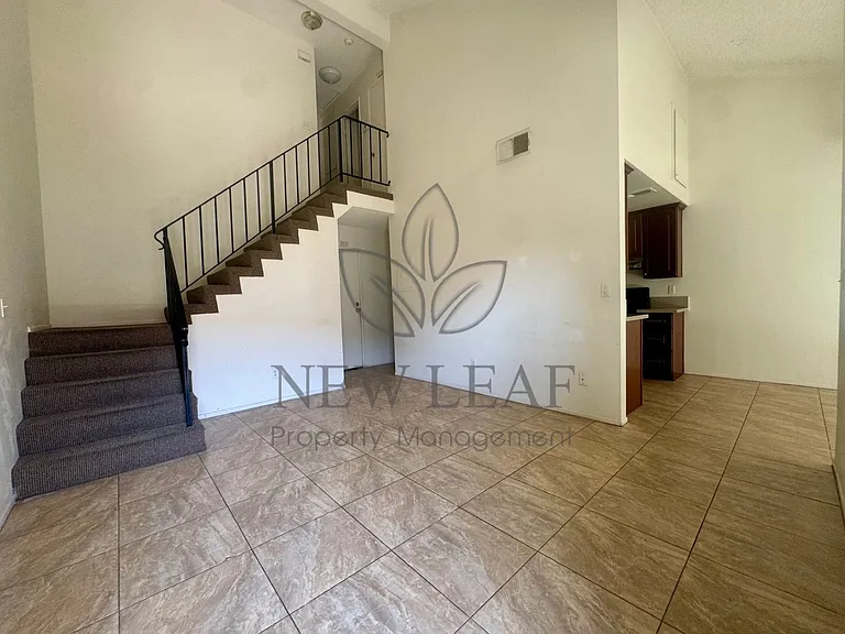 2361 Maryhelen St #102 — Photo 13
