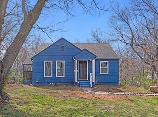 6301 E Red Bridge Rd, Kansas City, MO 64134