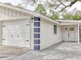 205 Watts St, Bay Saint Louis, MS 39520