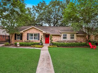 1055 Chantilly Ln, Houston, TX 77018