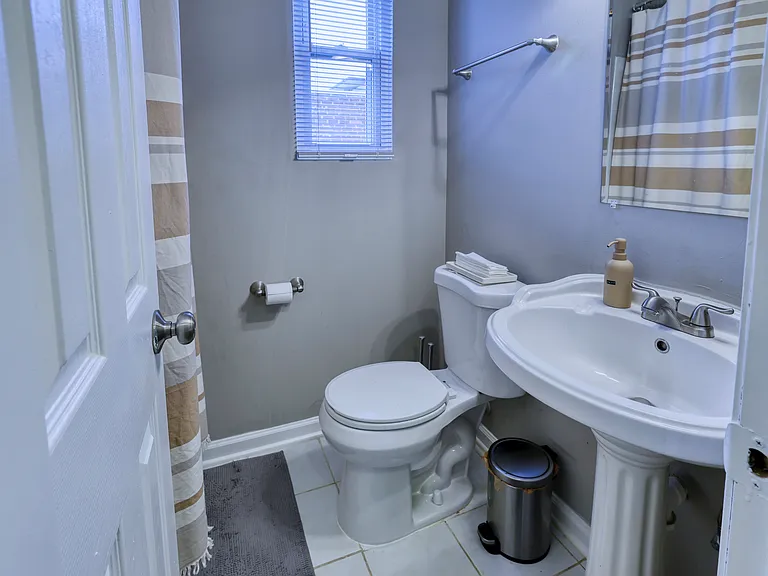 4709 Jay St NE — Photo 8