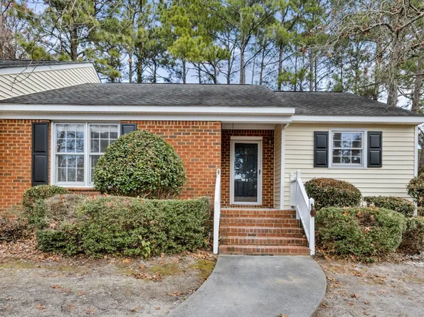 1 N Lake Pointe Dr, Columbia, SC 29229