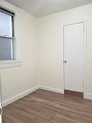 Rented by The Hamilton Group | media 4