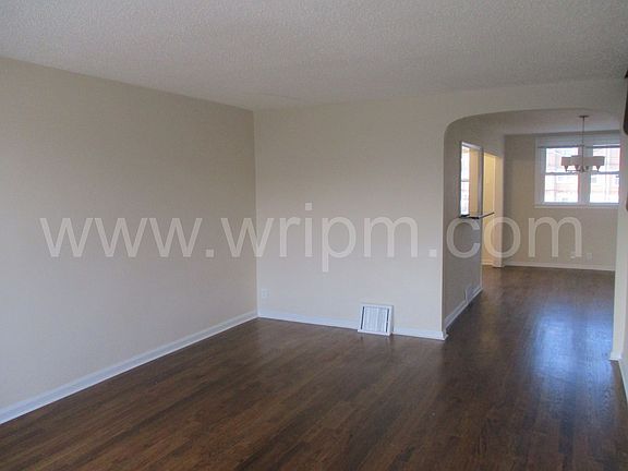 3rd image of 3369 Holme Ave